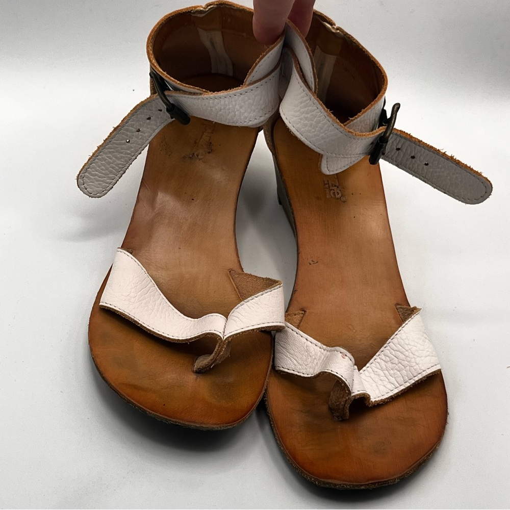 WHITE LEATHER WEDGE SANDALS with ANKLE STRAPS